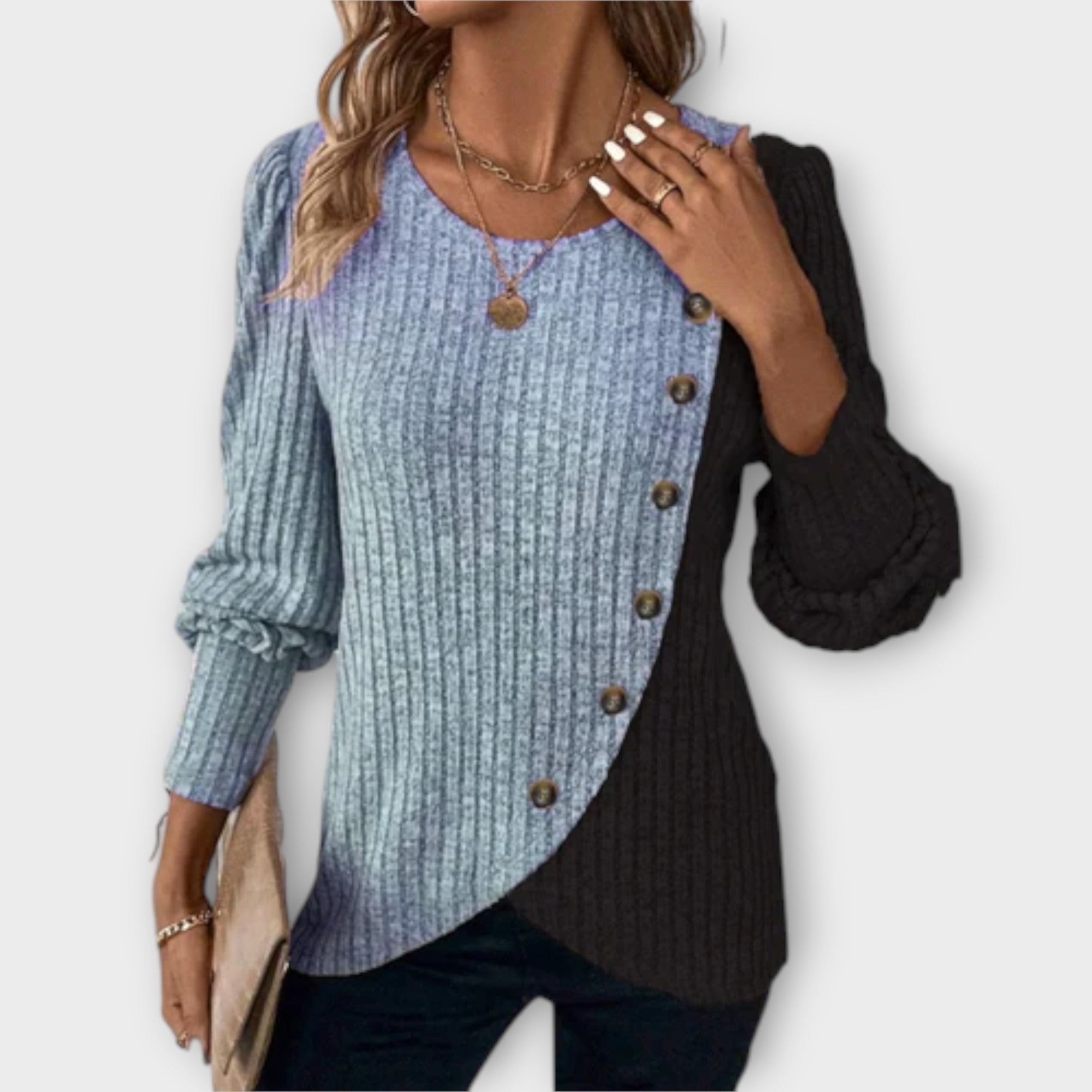 Lucie | Asymmetrischer Strickpullover mit Knöpfen