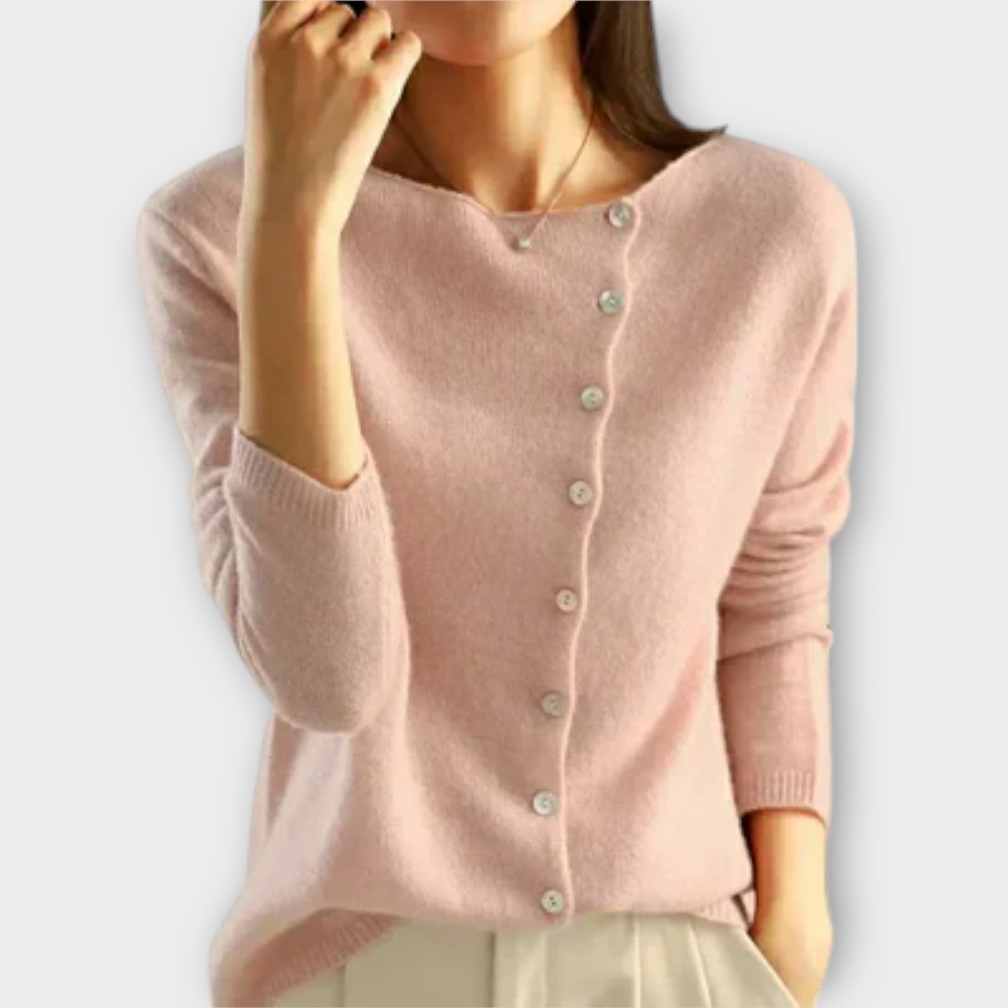 Tereza | Eleganter Pullover mit asymmetrischer Knopfverschlüsse