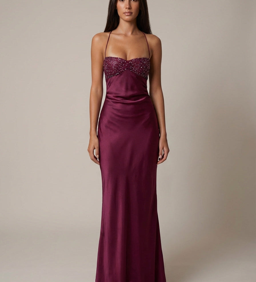 Iris | Perlenbesetztes Maxikleid mit Halterneck – Formelles Abendkleid für Hochzeitsgäste